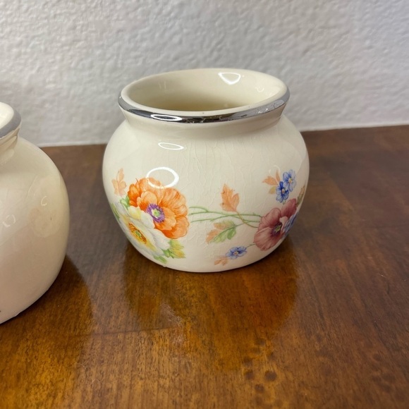 Vintage Bakerite 3.5" Earthenware Dishes w/ Flowers and Silver Trim Set of 3 - Picture 4 of 8